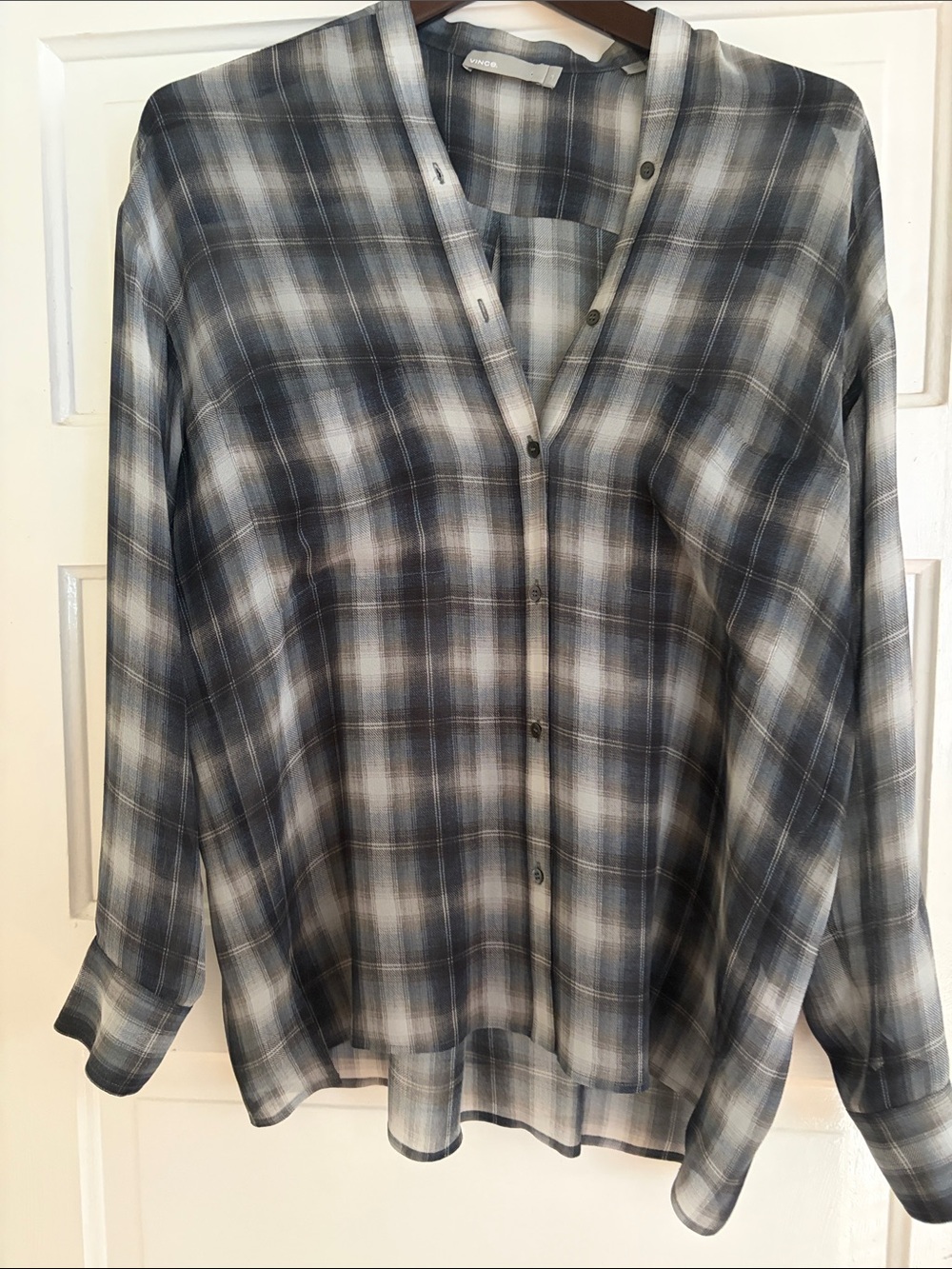 Vince Women's Blue and White Plaid Button-Down Shirt